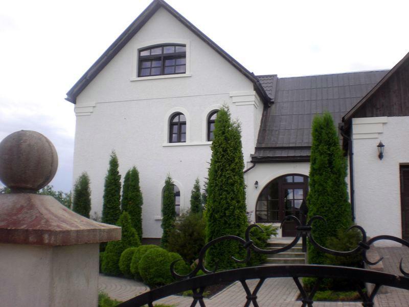Bellavilla Apartment